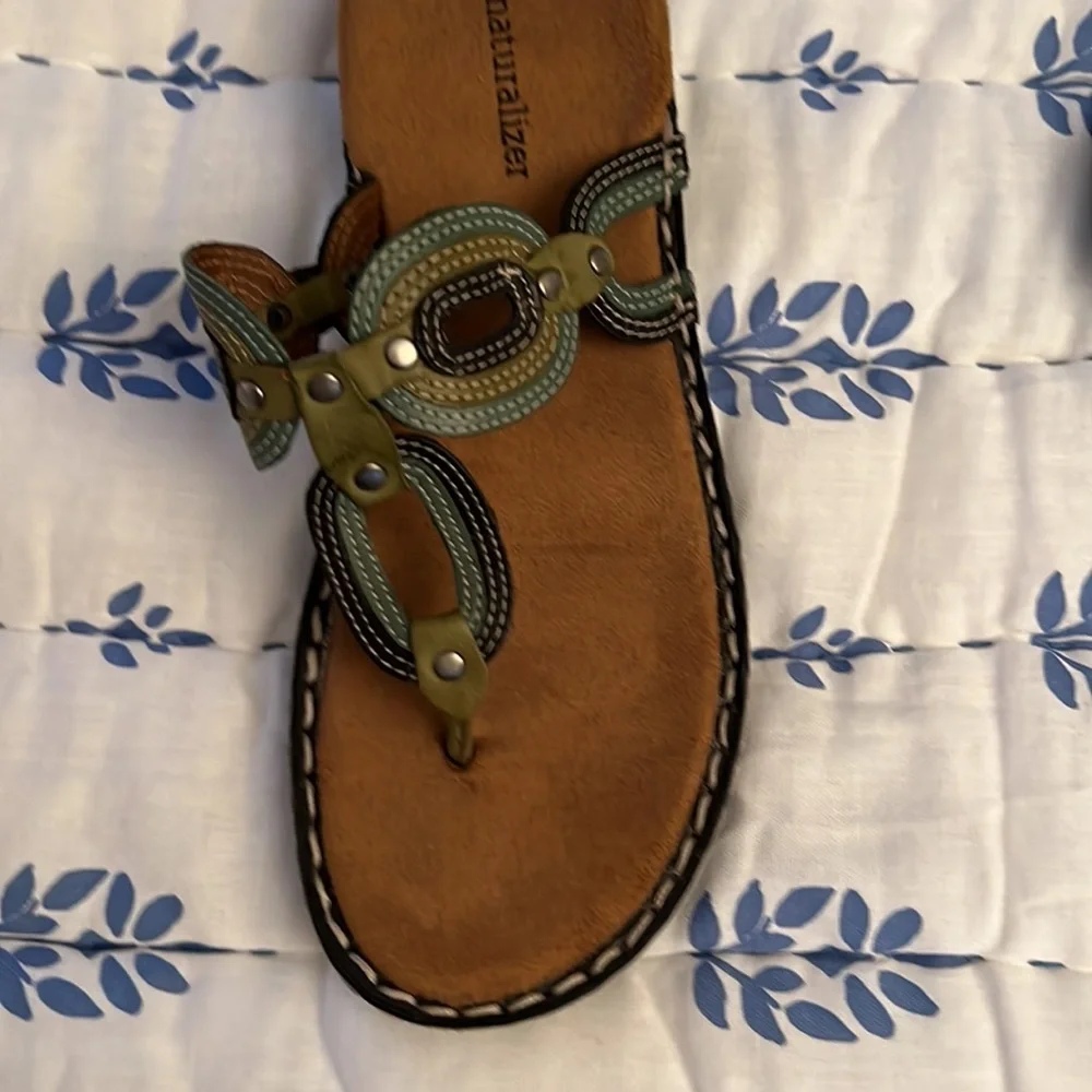 NATURALIZER  SANDALS- NWT - Picture 2 of 5